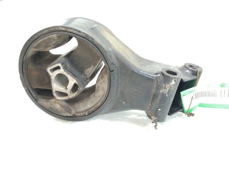 Recambio de soporte motor trasero para opel insignia berlina cosmo referencia OEM IAM 13228303  