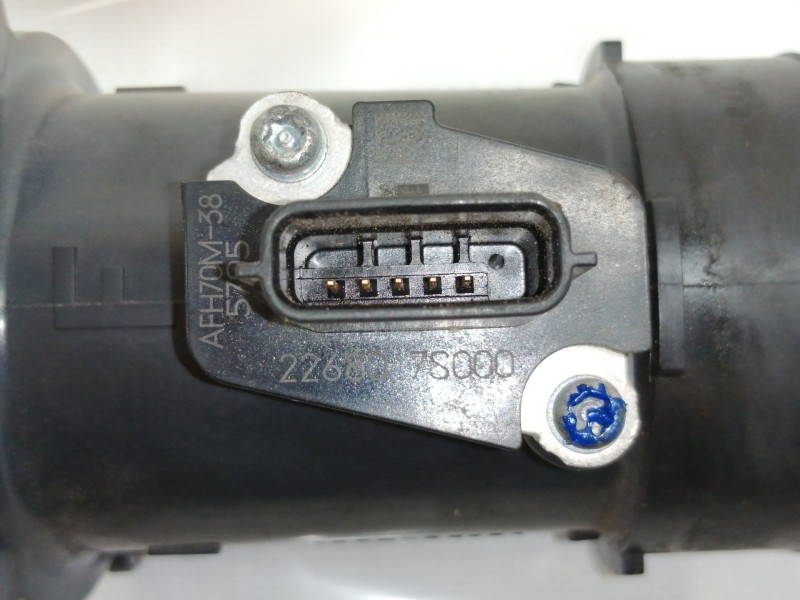 Recambio de caudalimetro para nissan almera tino (v10m) acenta referencia OEM IAM 22680AW400  