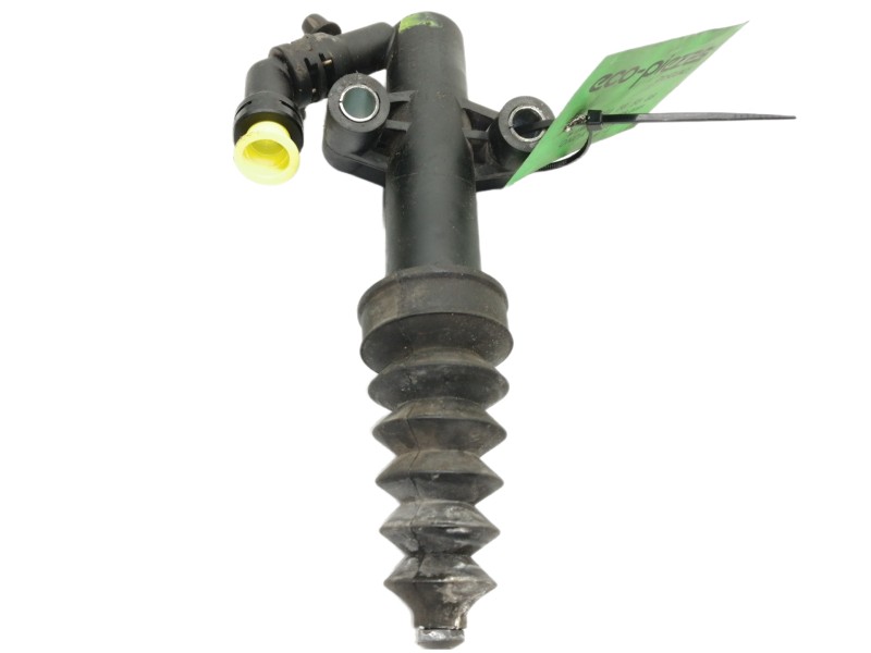 Recambio de bombin embrague para peugeot 207 sw confort referencia OEM IAM 9683750480  