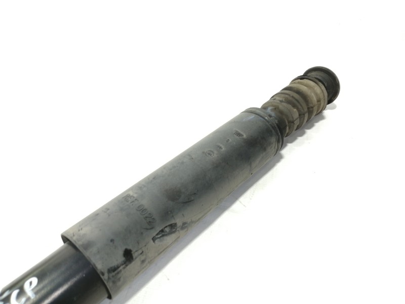 Recambio de amortiguador trasero derecho para renault clio iii exception referencia OEM IAM 8200676769  