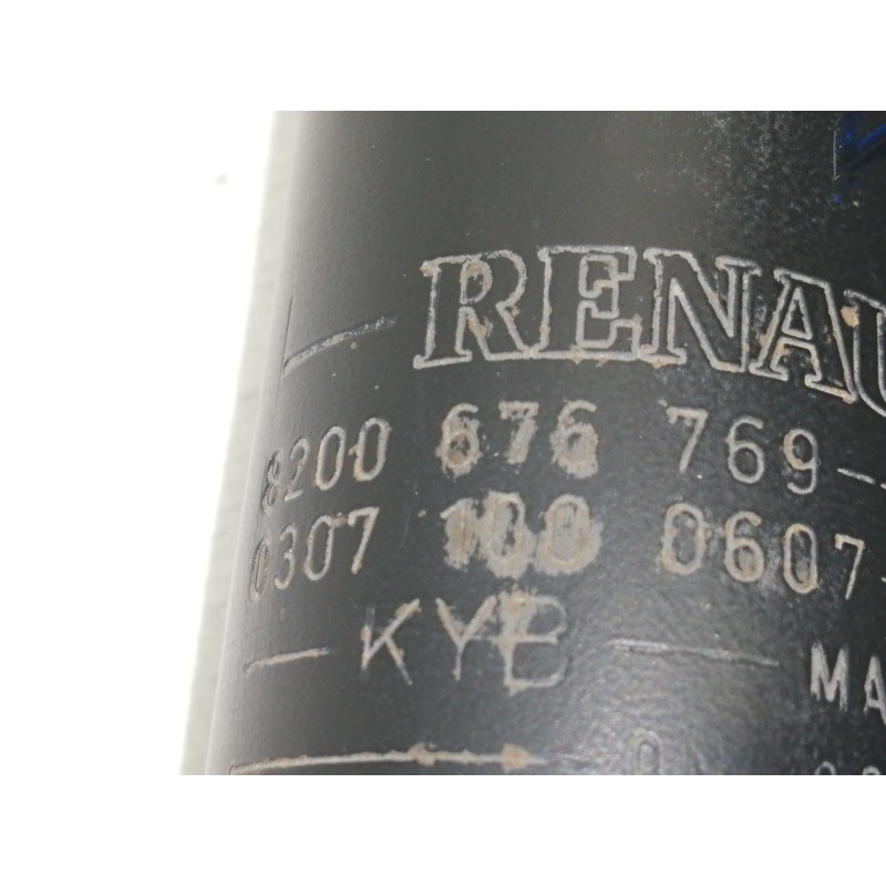 Recambio de amortiguador trasero derecho para renault clio iii exception referencia OEM IAM 8200676769  