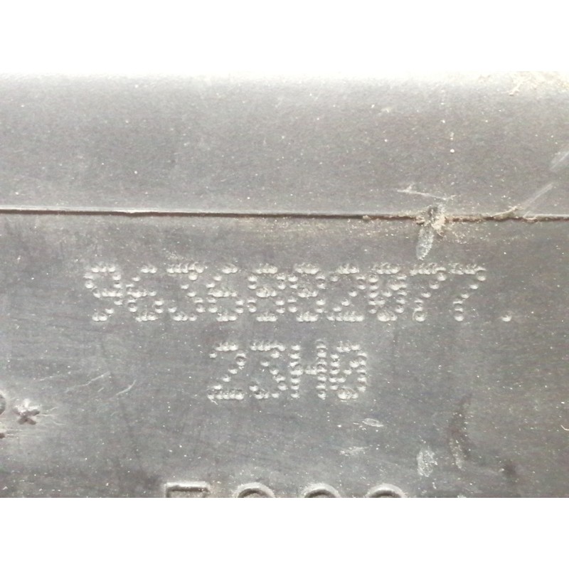 Recambio de retrovisor izquierdo para citroën xsara coupe 2.0 hdi vtr referencia OEM IAM 9636882077  MANUAL