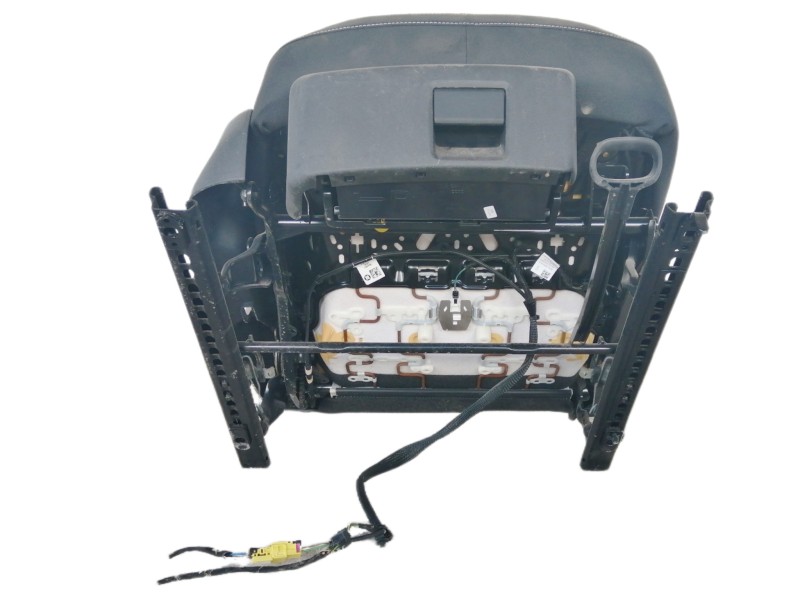 Recambio de asiento delantero derecho para seat arona style referencia OEM IAM   