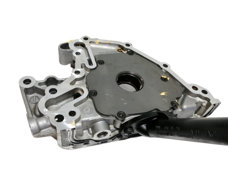 Recambio de bomba aceite para seat arona style referencia OEM IAM 04E115109D 04E115105 04E115105BN