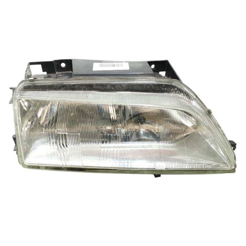 Recambio de faro derecho para citroën xantia berlina 1.9 sd tentation referencia OEM IAM 88205034D  