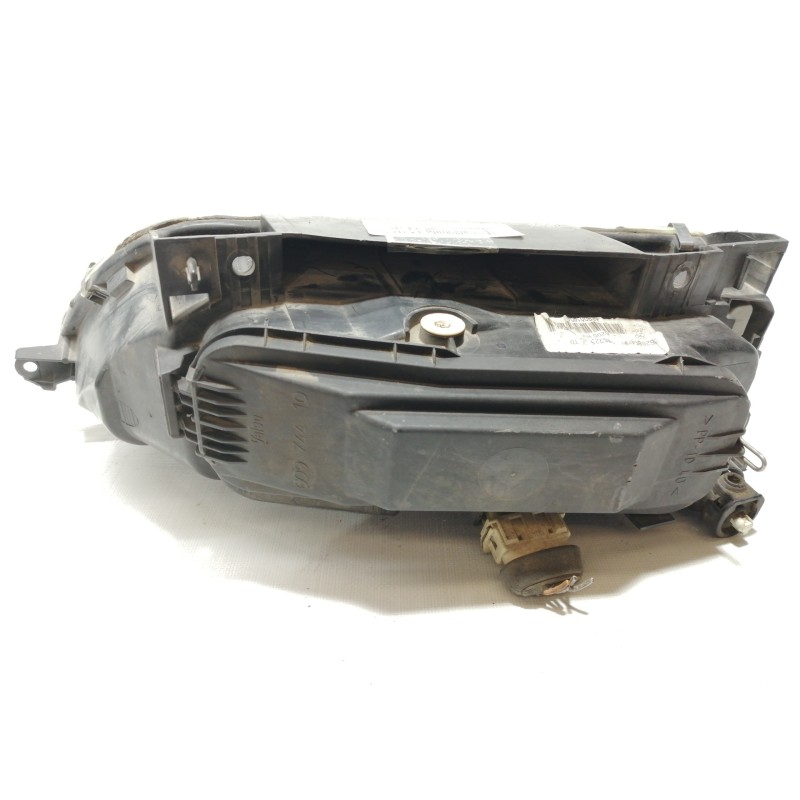 Recambio de faro derecho para citroën xantia berlina 1.9 sd tentation referencia OEM IAM 88205034D  