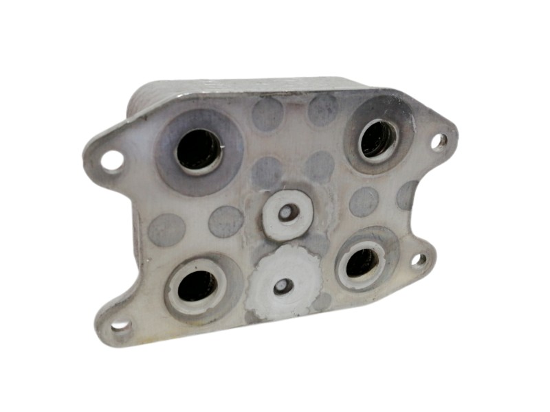 Recambio de enfriador aceite motor para seat arona style referencia OEM IAM 04E117021K  