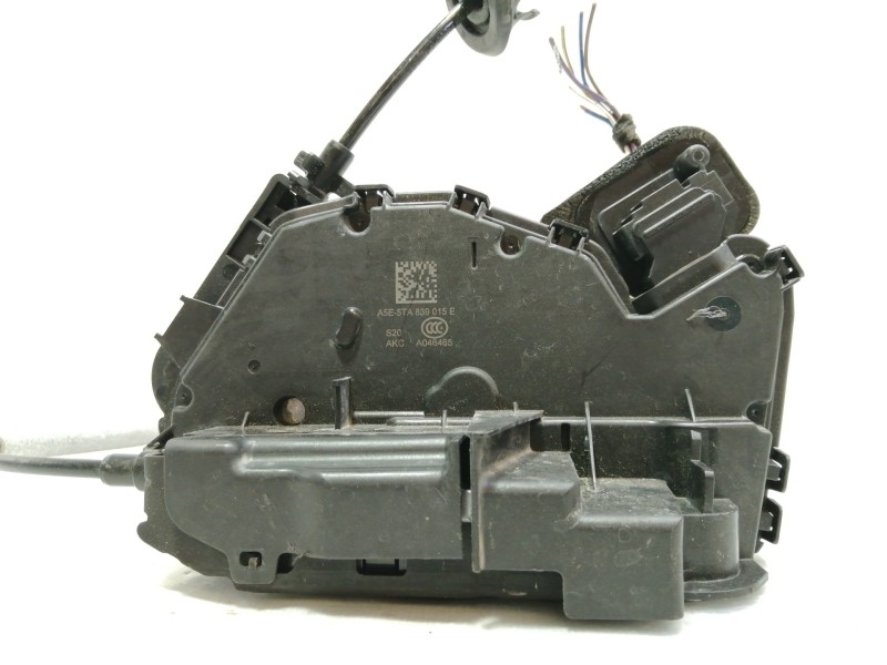 Recambio de cerradura puerta trasera izquierda para seat arona style referencia OEM IAM A5E5TA839015  