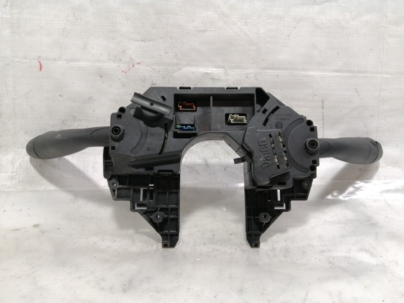 Recambio de mando multifuncion para citroën c4 berlina lx referencia OEM IAM 96615340XT 34565716 