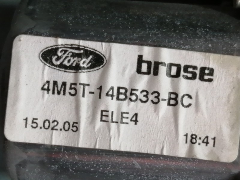 Recambio de elevalunas delantero derecho para ford focus berlina (cap) ghia referencia OEM IAM 4M51A045H16A  