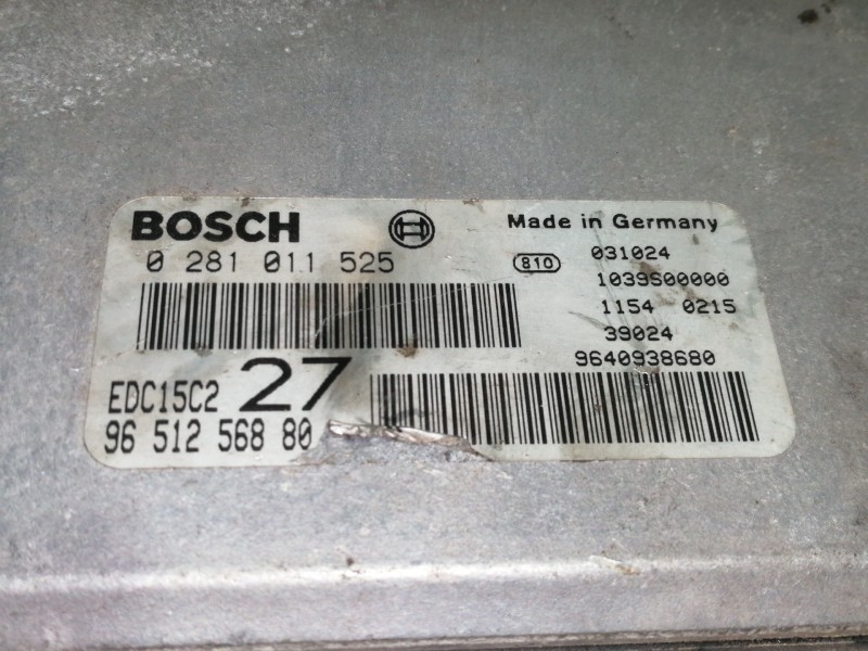 Recambio de centralita motor uce para peugeot 206 berlina xs referencia OEM IAM 0281011525  