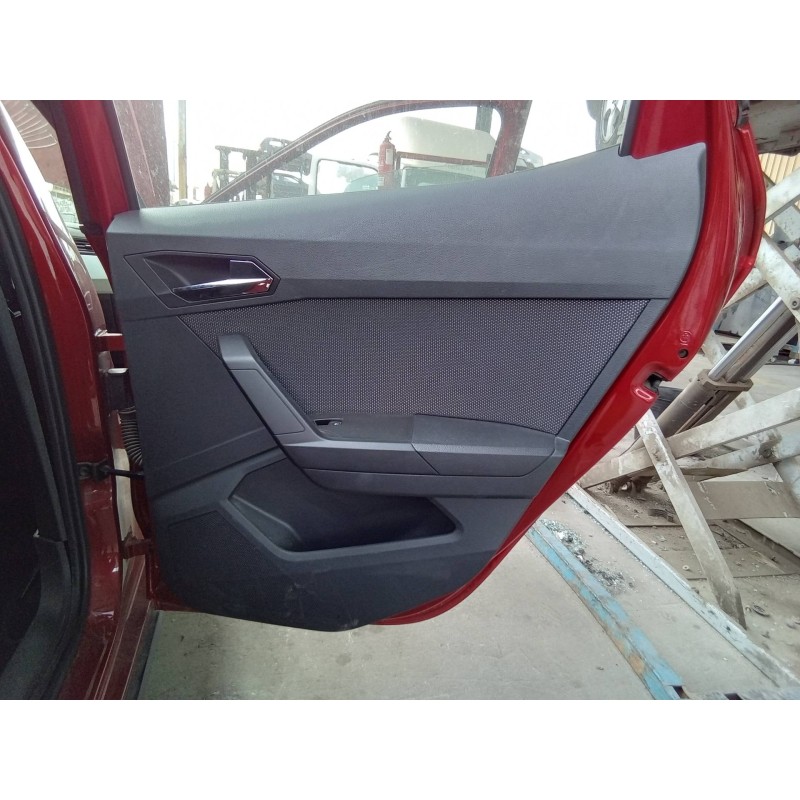 Recambio de guarnecido puerta trasera derecha para seat arona style referencia OEM IAM 6F0867212E I05815024023A 