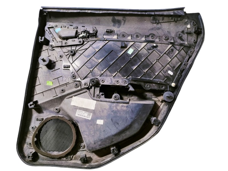 Recambio de guarnecido puerta trasera izquierda para seat arona style referencia OEM IAM 6F0867211E  