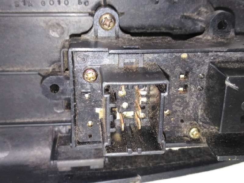 Recambio de mando elevalunas delantero derecho para honda accord berlina (cg7-9/ch1-7) 1.8i ls (cg8) referencia OEM IAM S1A00105