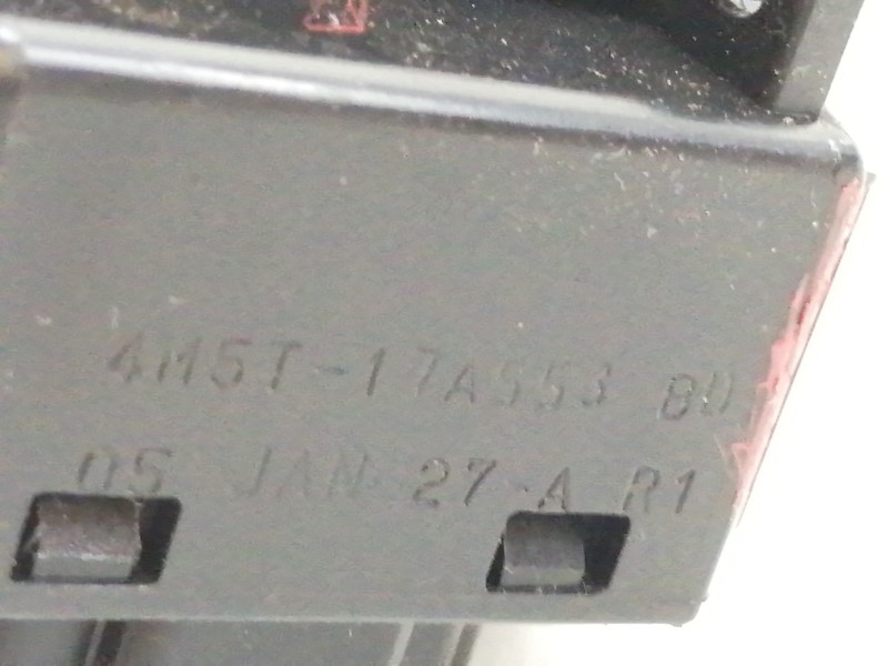 Recambio de mando limpia para ford focus berlina (cap) ghia referencia OEM IAM 17D346C  