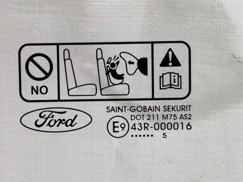 Recambio de luna delantera derecha para ford focus berlina (cap) ghia referencia OEM IAM 43R000016  