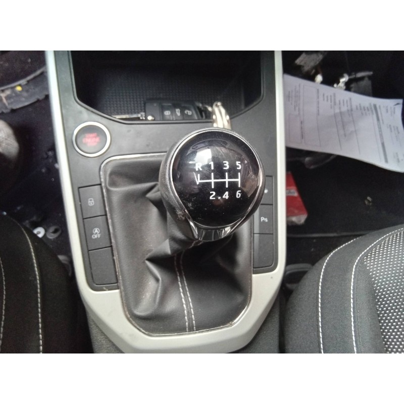 Recambio de pomo palanca cambio para seat arona style referencia OEM IAM 6F0711113N  