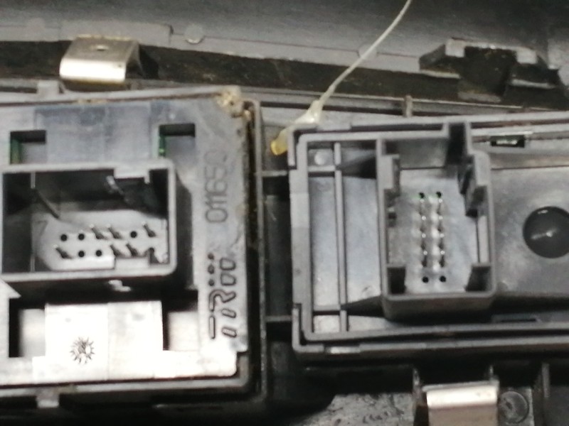 Recambio de mando elevalunas delantero izquierdo para fiat bravo (198) 1.9 active multijet referencia OEM IAM 735443256  