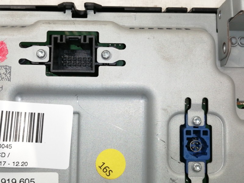 Recambio de sistema audio / radio cd para seat arona style referencia OEM IAM 6F0919605  