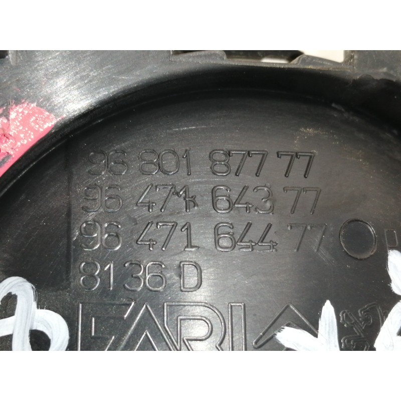 Recambio de maneta interior delantera derecha para citroën c3 pluriel 1.4 referencia OEM IAM 9647164477  