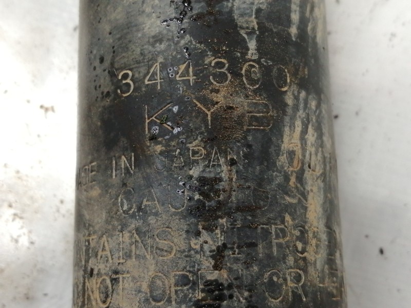 Recambio de amortiguador trasero derecho para mitsubishi montero (v60/v70) 3.2 di-d cat referencia OEM IAM 344300  