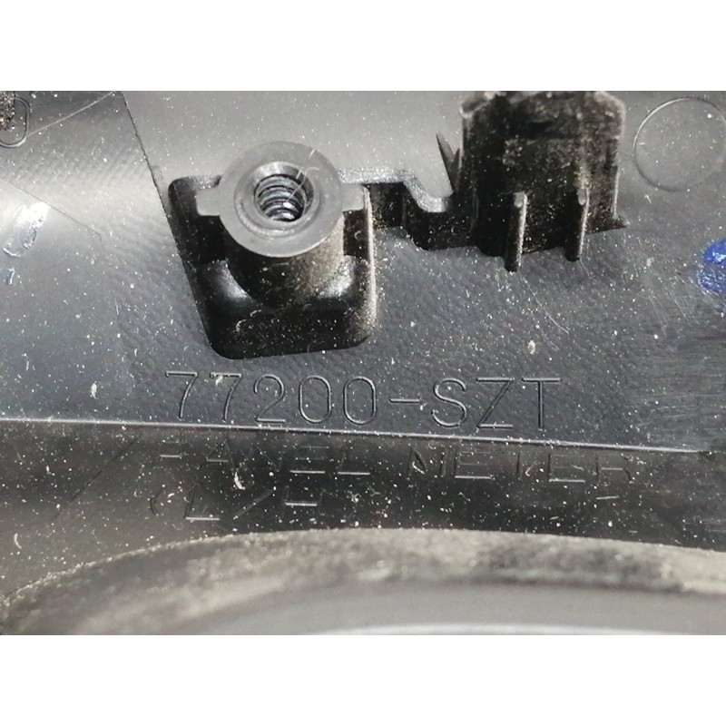 Recambio de moldura para honda cr-z (szt) sport referencia OEM IAM 77200SZT  