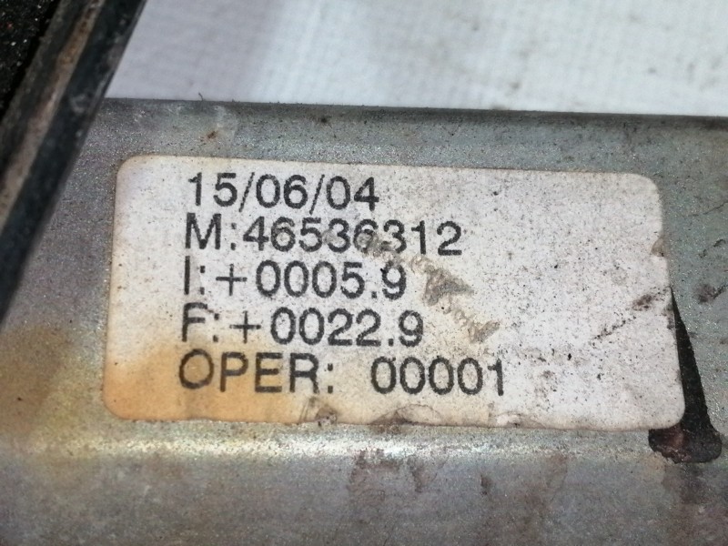 Recambio de elevalunas delantero izquierdo para fiat punto berlina (188) 1.3 16v multijet feel referencia OEM IAM 46536312  