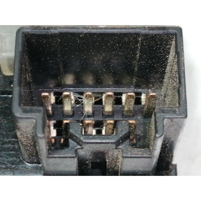 Recambio de mando limpia para mazda 3 berlina (bk) 1.6 vvt active referencia OEM IAM 17D682  