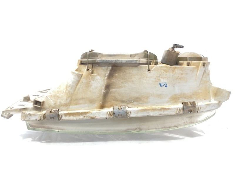 Recambio de faro derecho para ford fiesta courier familiar referencia OEM IAM 1305235251  