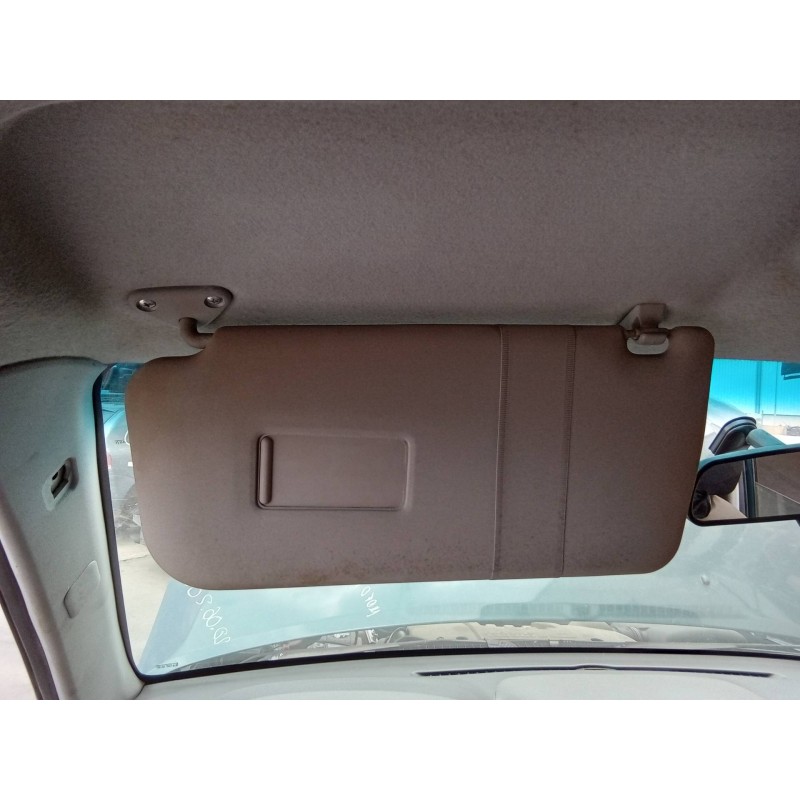 Recambio de parasol izquierdo para mitsubishi montero (v60/v70) 3.2 di-d cat referencia OEM IAM MR216240  