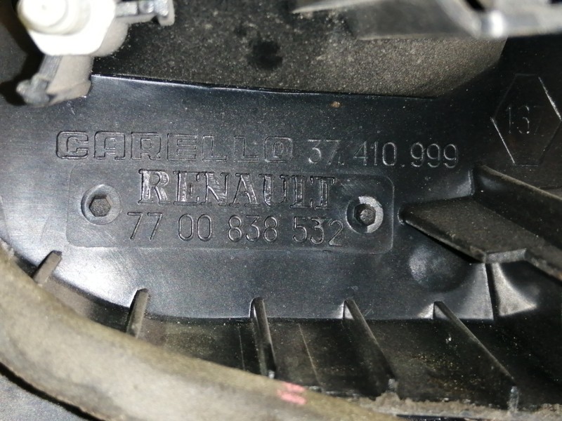 Recambio de piloto trasero izquierdo interior para renault megane i classic (la0) referencia OEM IAM 7700838532 37410999 