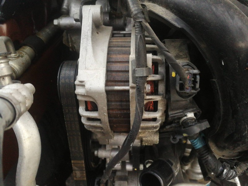 Recambio de alternador para hyundai i20 elegant referencia OEM IAM 3730003355  