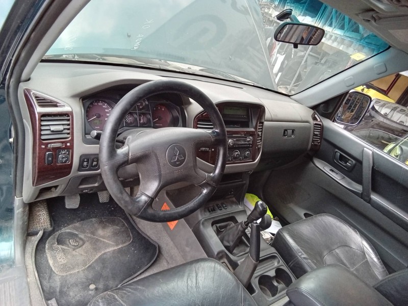 Recambio de salpicadero para mitsubishi montero (v60/v70) 3.2 di-d cat referencia OEM IAM   