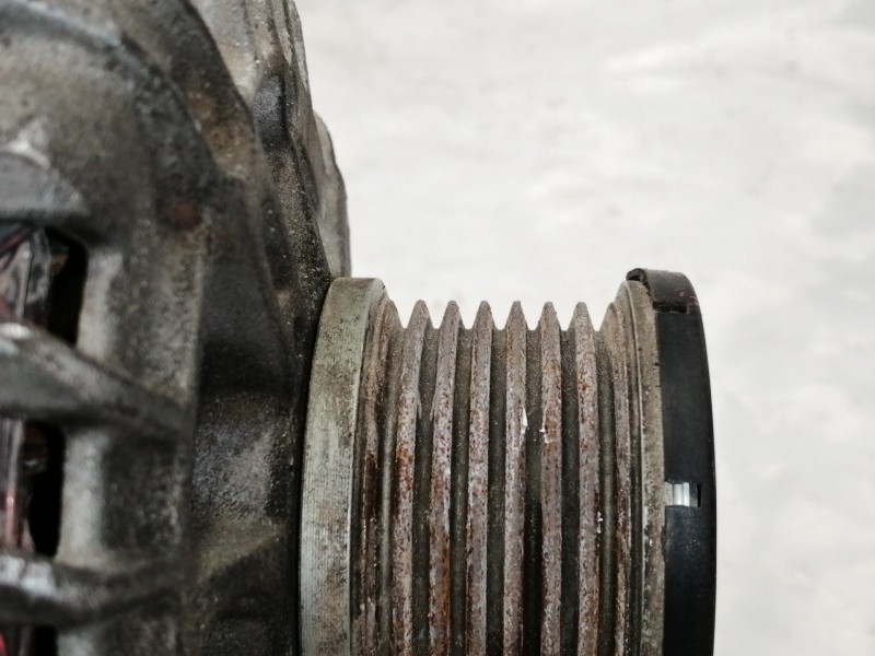 Recambio de alternador para dacia duster ambiance 4x2 referencia OEM IAM 231000091R  