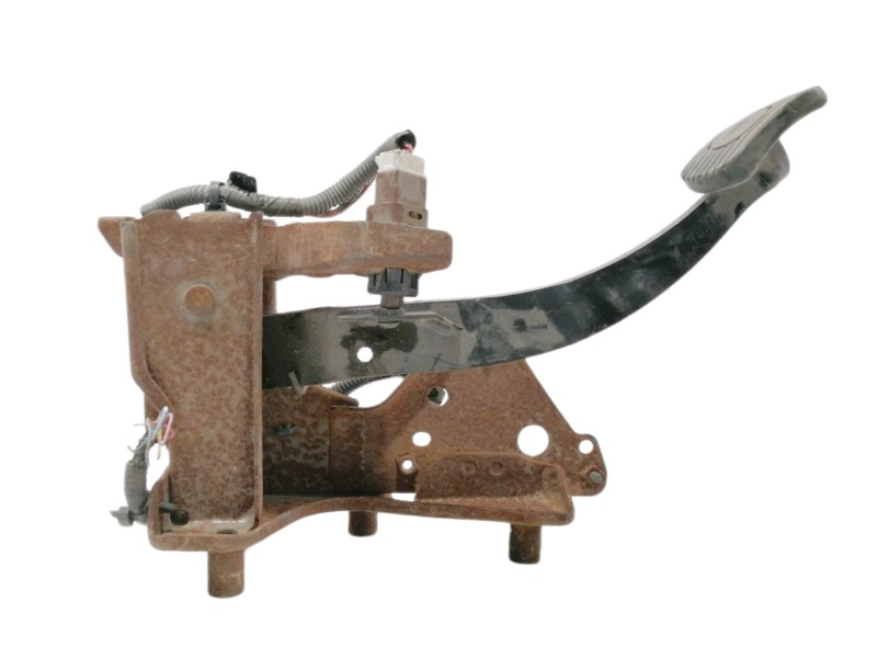 Recambio de pedal freno para nissan tiida (c11x/sc11x) acenta referencia OEM IAM 18002AX700  