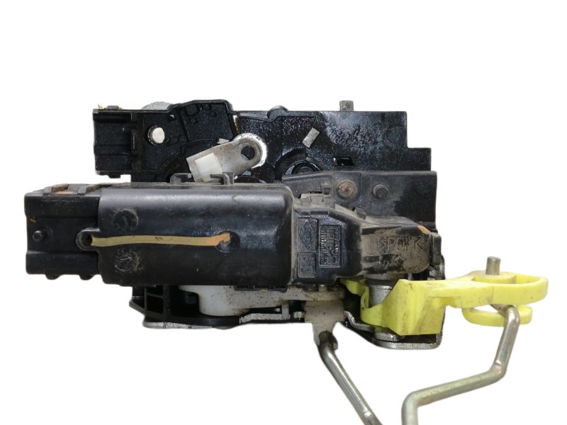 Recambio de cerradura puerta trasera derecha para dacia duster ambiance 4x2 referencia OEM IAM 825029139R  