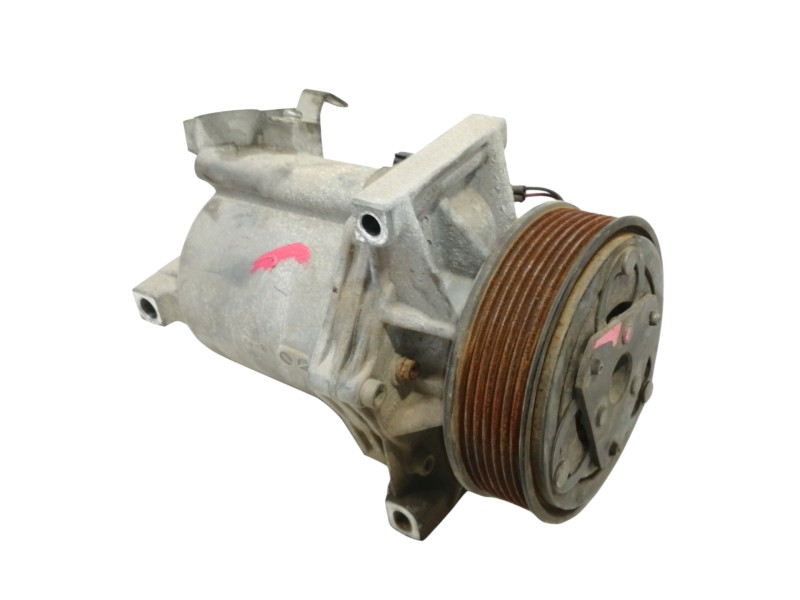 Recambio de compresor aire acondicionado para dacia duster ambiance 4x2 referencia OEM IAM 926008367R  