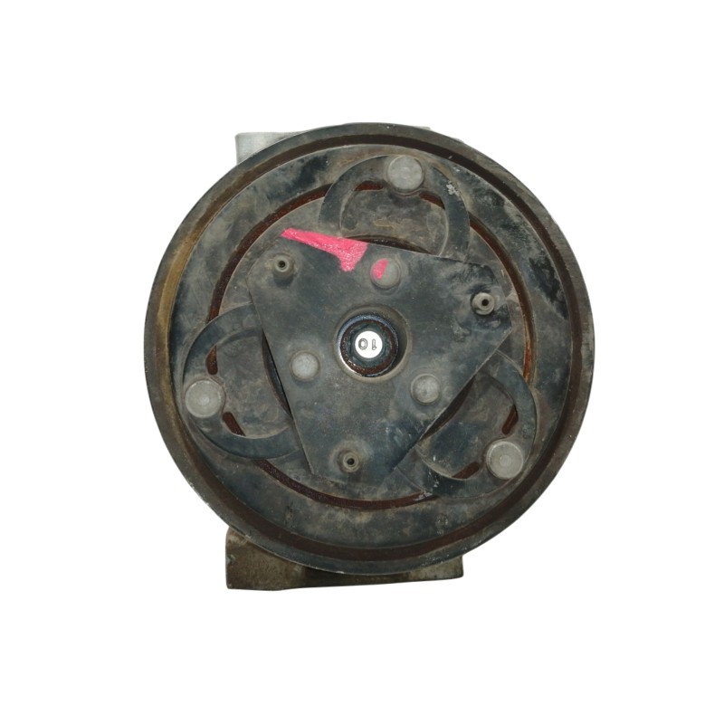 Recambio de compresor aire acondicionado para dacia duster ambiance 4x2 referencia OEM IAM 926008367R  