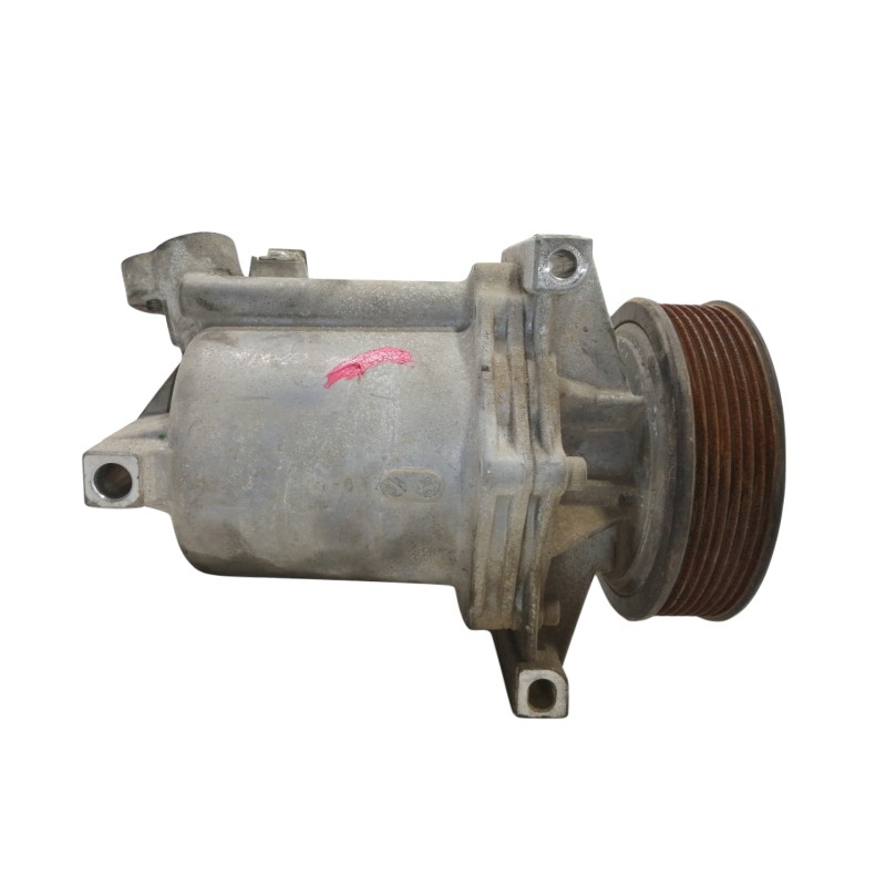 Recambio de compresor aire acondicionado para dacia duster ambiance 4x2 referencia OEM IAM 926008367R  