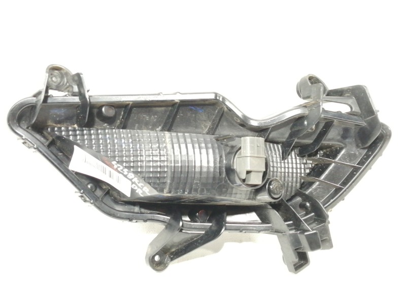 Recambio de faro antiniebla izquierdo para hyundai i20 elegant referencia OEM IAM 92201C8100  