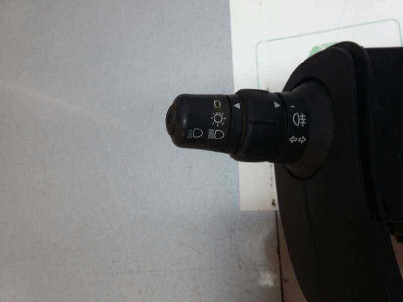 Recambio de mando limpia para renault kangoo authentique referencia OEM IAM 88102001330 88102001330 