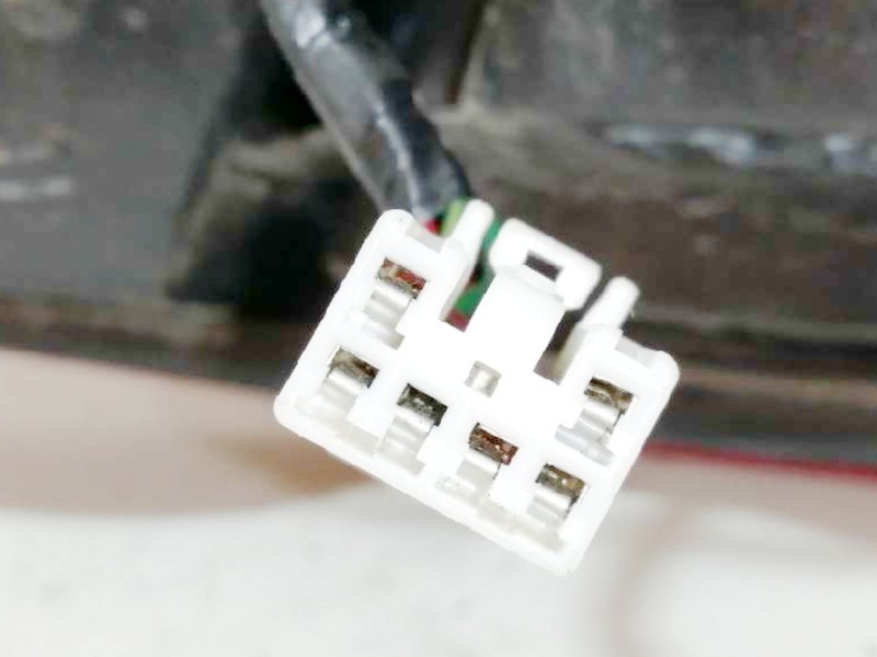 Recambio de piloto trasero izquierdo para kia carens 1.8 ls monovolumen referencia OEM IAM   