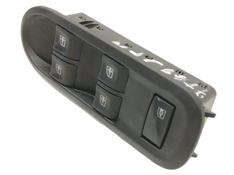 Recambio de mando elevalunas delantero izquierdo para dacia duster ambiance 4x2 referencia OEM IAM 254117873R  