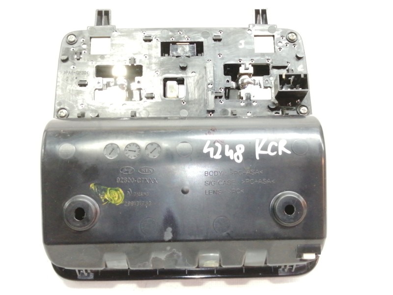 Recambio de luz interior para hyundai i20 elegant referencia OEM IAM 92800C7XXX  