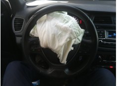 Recambio de volante para hyundai i20 elegant referencia OEM IAM 56100C8120   2