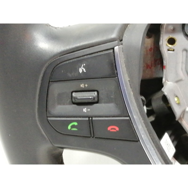 Recambio de volante para hyundai i20 elegant referencia OEM IAM 56100C8120  