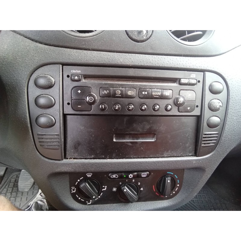 Recambio de sistema audio / radio cd para citroën c2 sx referencia OEM IAM 96488011XT 96488011 