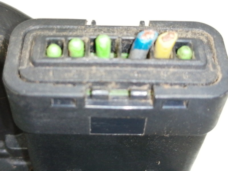 Recambio de cerradura puerta delantera derecha para nissan micra (k12e) acenta referencia OEM IAM   