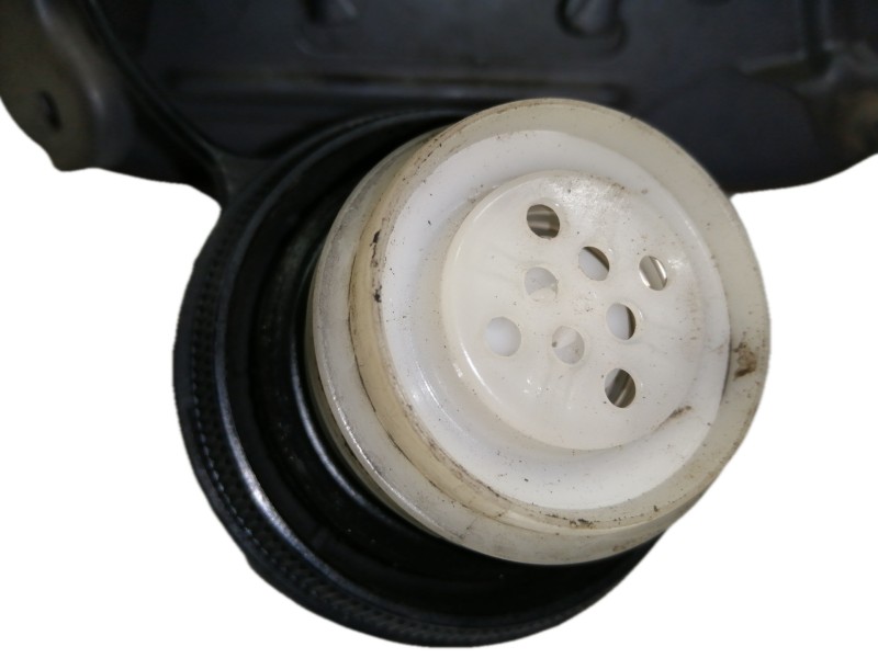 Recambio de tapa exterior combustible para nissan micra (k12e) acenta referencia OEM IAM   