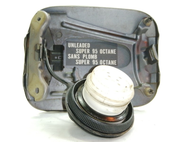 Recambio de tapa exterior combustible para nissan micra (k12e) acenta referencia OEM IAM   